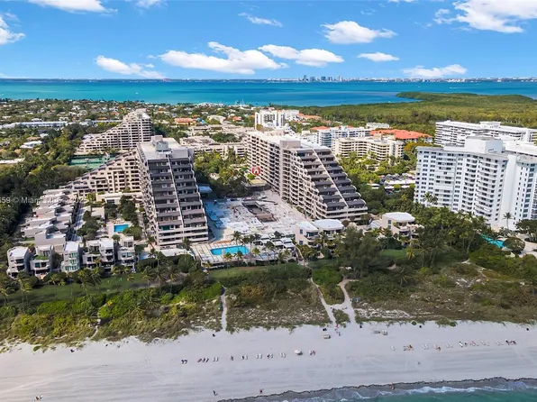 251 Crandon Blvd APT 222, Key Biscayne, FL 33149