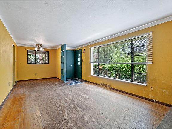 4th image of 1274 Lakemont Dr