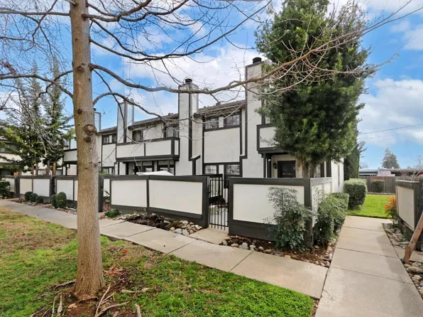 228 Wales Dr, Folsom, CA 95630