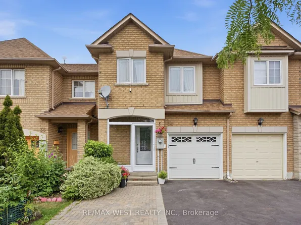 34 Wycombe Rd, Toronto, ON M3M 2W7