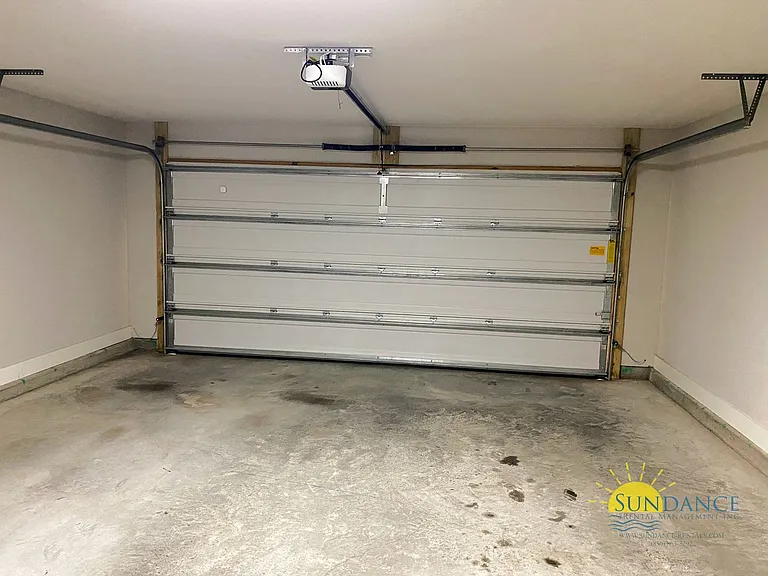 2107 Nina St — Photo 13