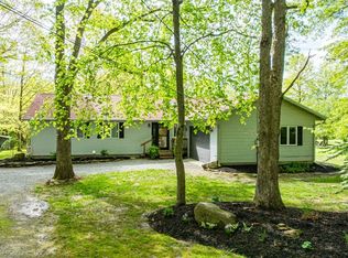 8584 Fisher Rd, Diamond, OH 44412