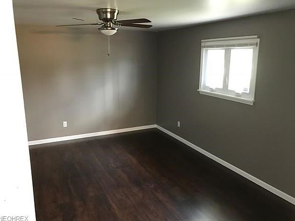 5th image of 734 Whipple Ave