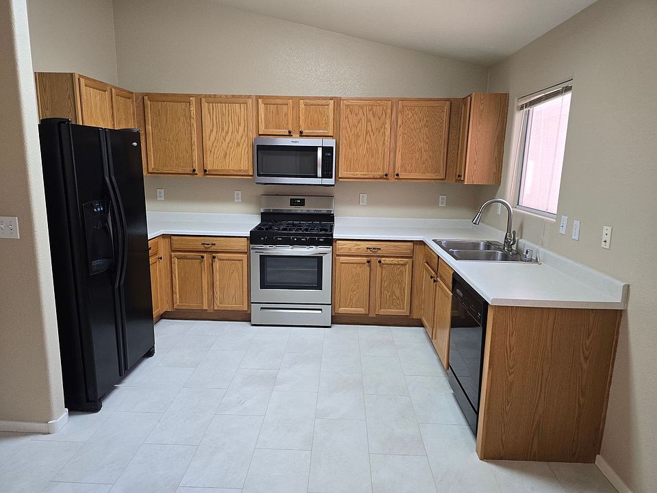 1st image of 5521 Raven Creek Ave