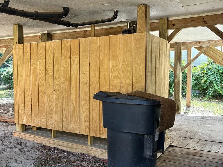 1005 Indian Dr — Photo 8