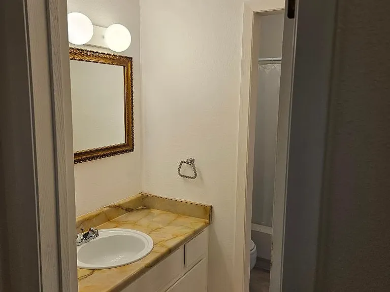925 Columbia Road 421 — Photo 11