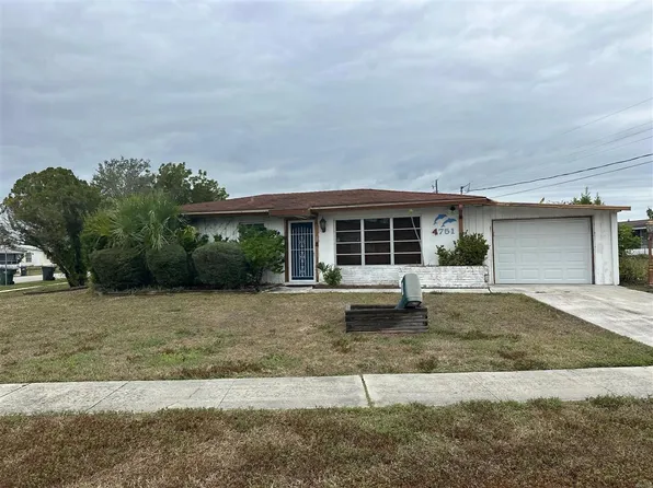 4751 S Biscayne Dr, North Port, FL 34287