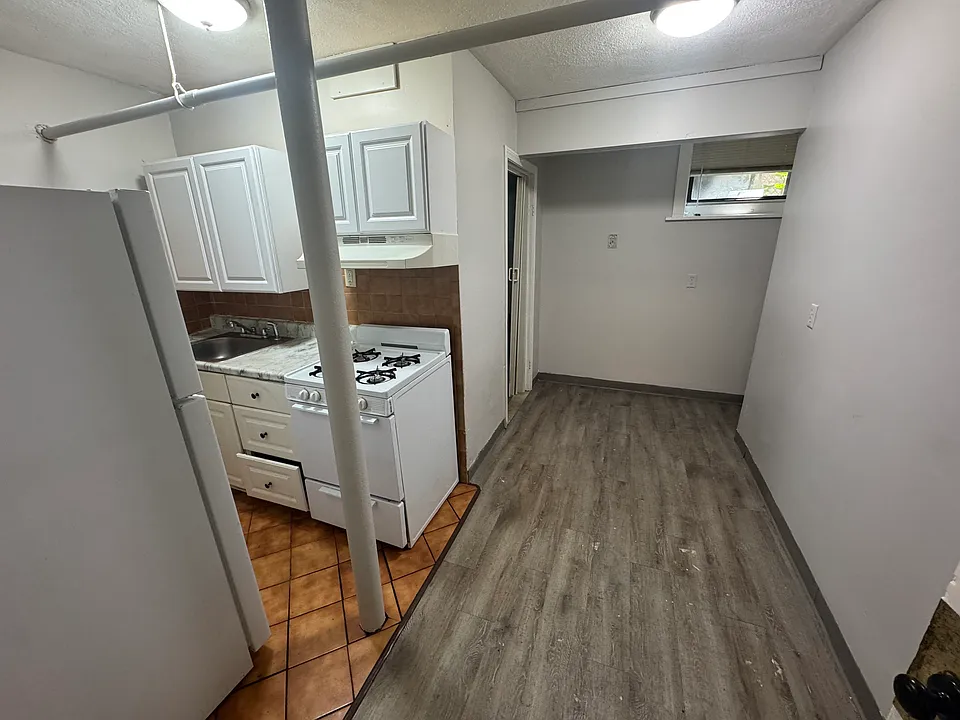 653 Western Ave #16