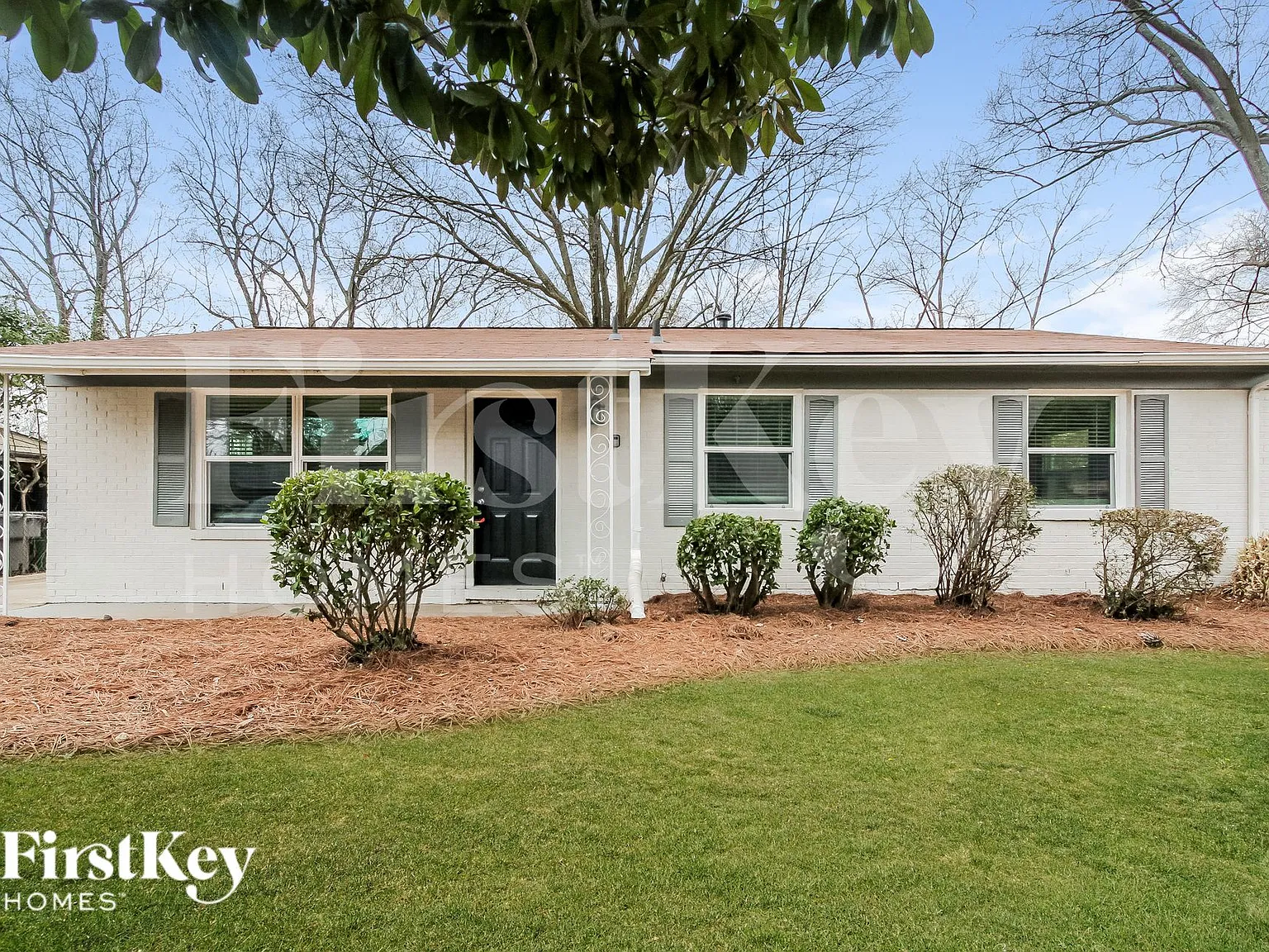 3 bed, 1.5 bath, 1142 sqft, $1,625 — Photo 2