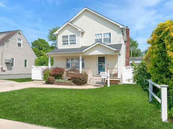 1450 Tadmor Street, Merrick, NY 11566