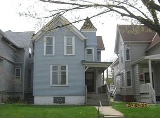 517 E Otjen St, Milwaukee, WI 53207