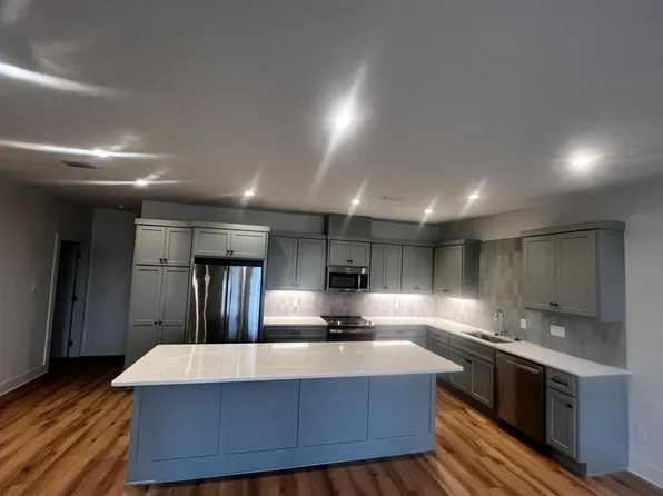 712 N Magnolia St #B, North Little Rock, AR 72114