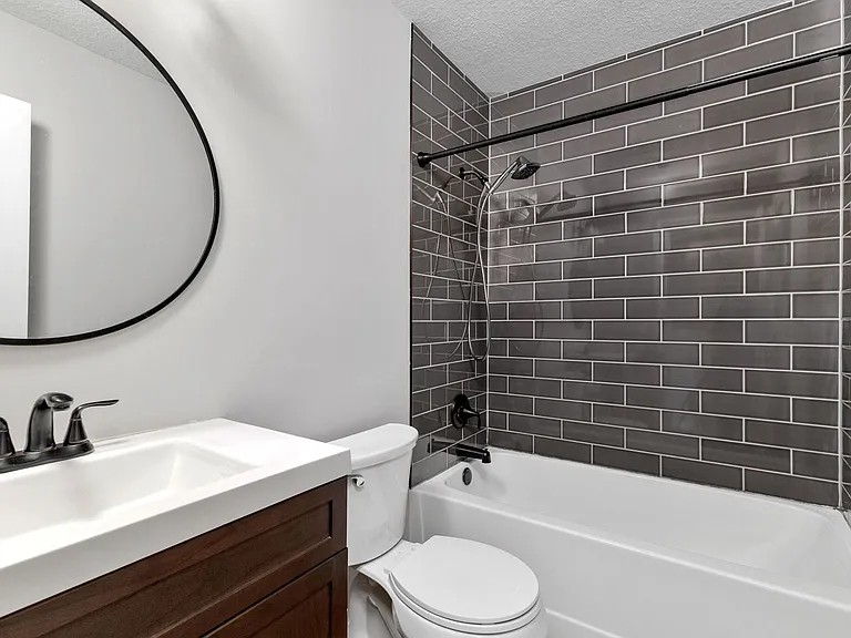 607 Winterway Dr — Photo 15