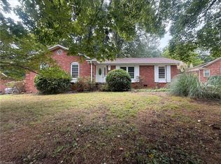 505 Leawood Dr, Greensboro, NC 27410