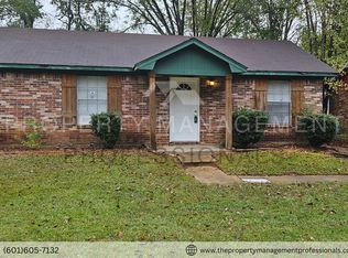 1750 Brookhollow Cir, Jackson, MS 39212