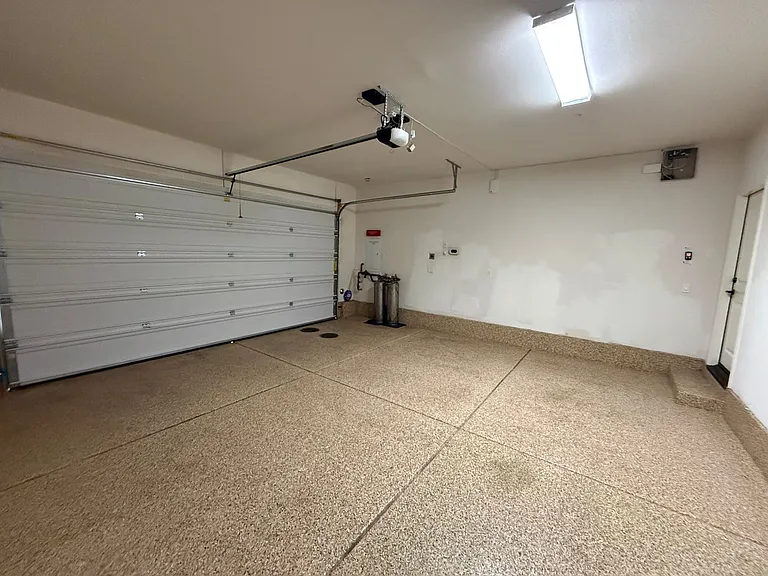 29052 W Hills Dr — Photo 41