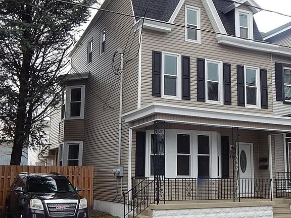 2nd image of 116 N Front St #2