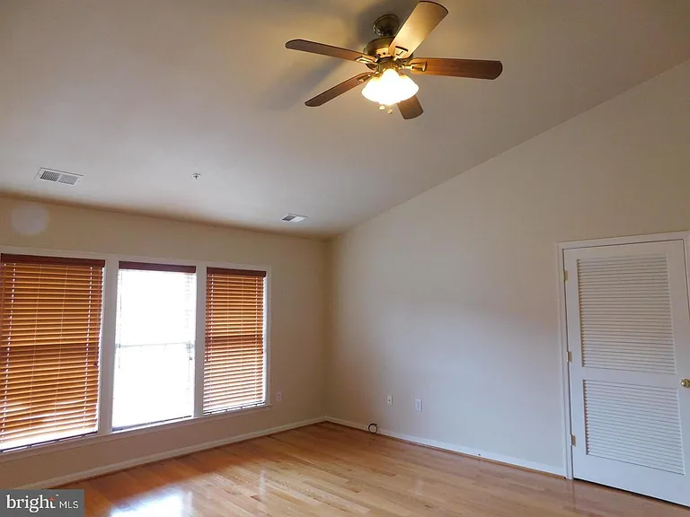 724 Ridgemont Ave — Photo 11