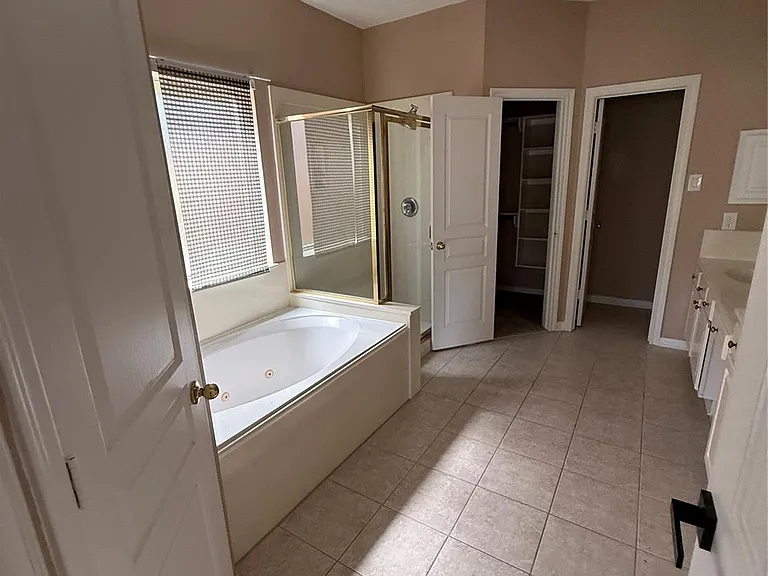 11902 Miramar Shores Dr — Photo 18