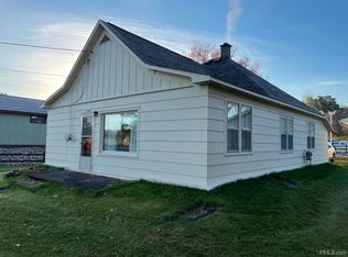 3915 W Main St, Loretto, MI 49852
