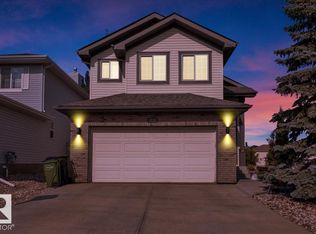 1404 Latta Ct NW, Edmonton, AB T6R 3N2