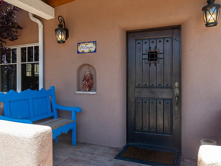 1713 Paseo De Peralta — Photo 3