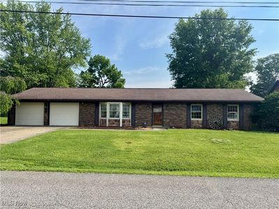 150 Oakbrook Ln, Mineral Wells, WV, 26150