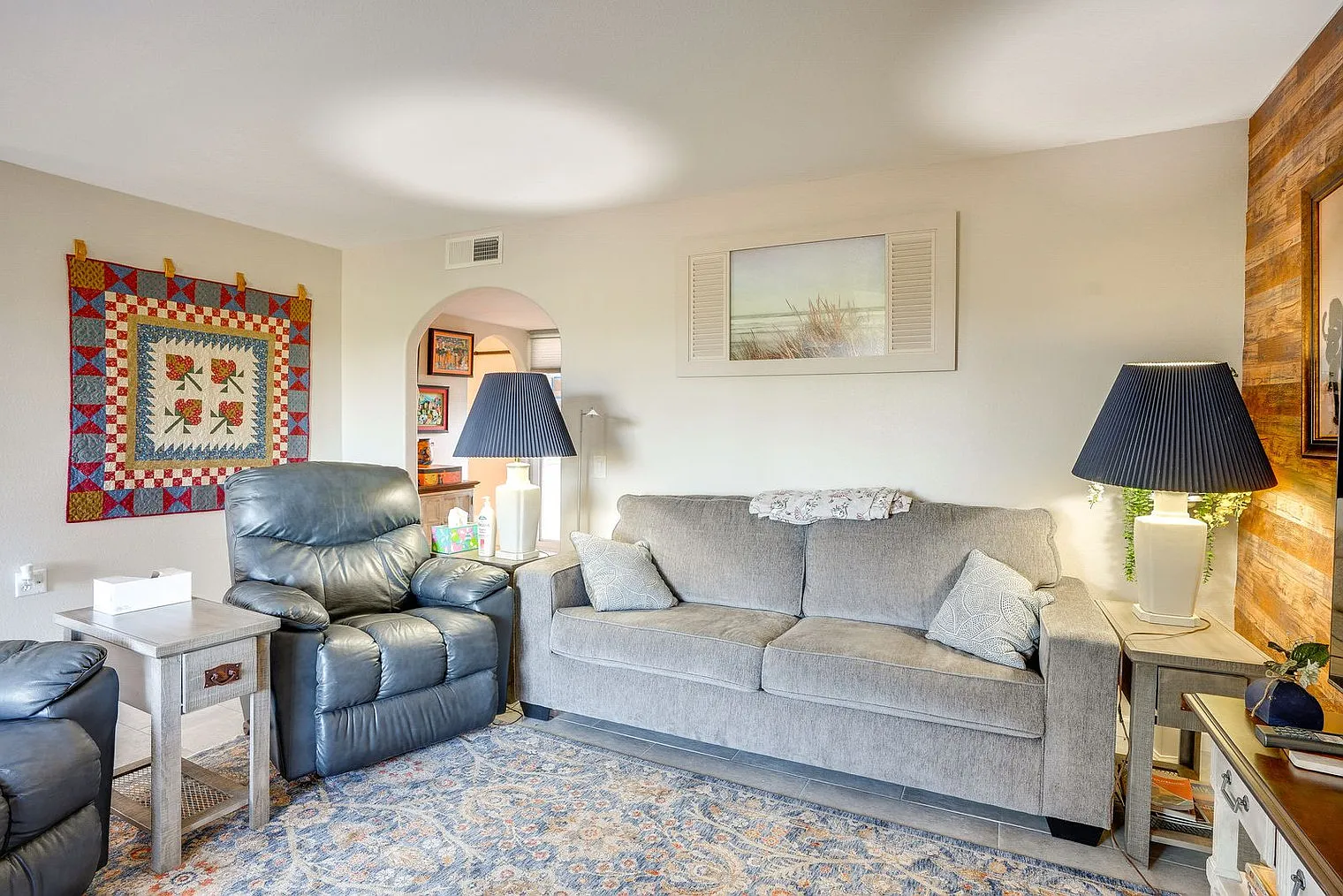 1 bed, 1.0 bath, 1184 sqft, $3,612 — Photo 1