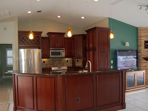 2nd image of 2548 Countryside Pines Dr