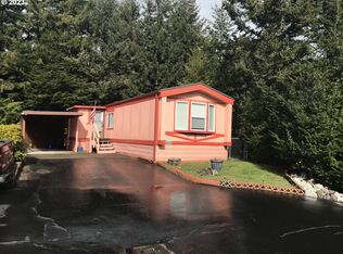 3190 Sandpiper Dr, Coos Bay, OR 97420