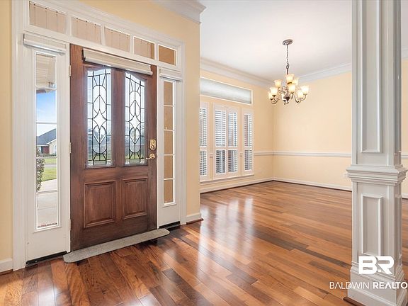 2nd image of 9504 Tunbridge Ct
