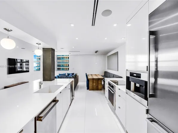 5055 Collins Ave APT 8F, Miami Beach, FL 33140