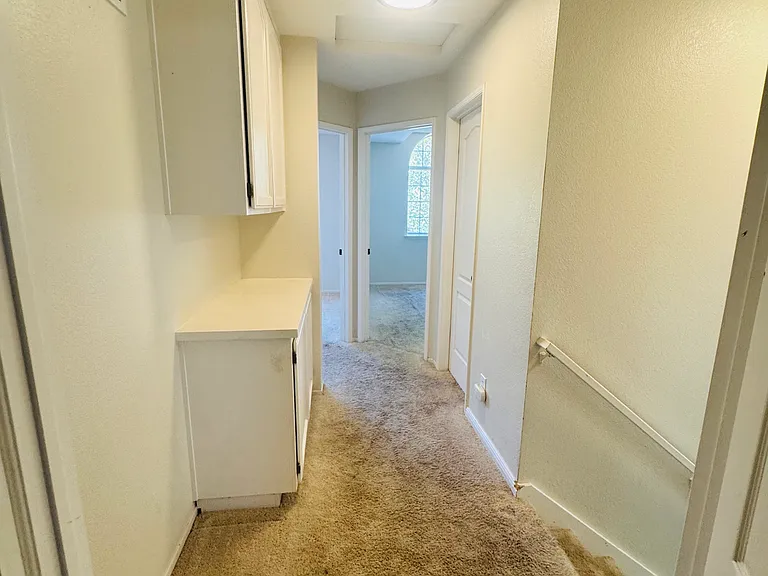 2210 Southwood Dr — Photo 16