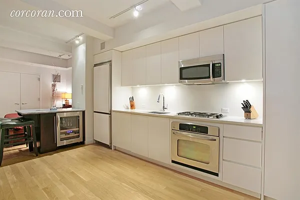 Sold by Corcoran | media 2