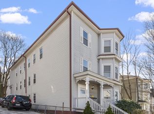 18 Ingalls St, Worcester, MA 01604