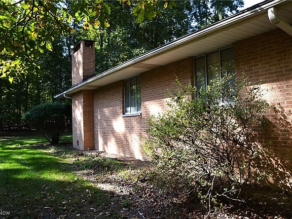 2nd image of 770 Lindenwood Ln
