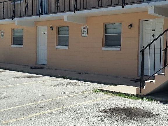 3rd image of 125 S Orchard St APT 103