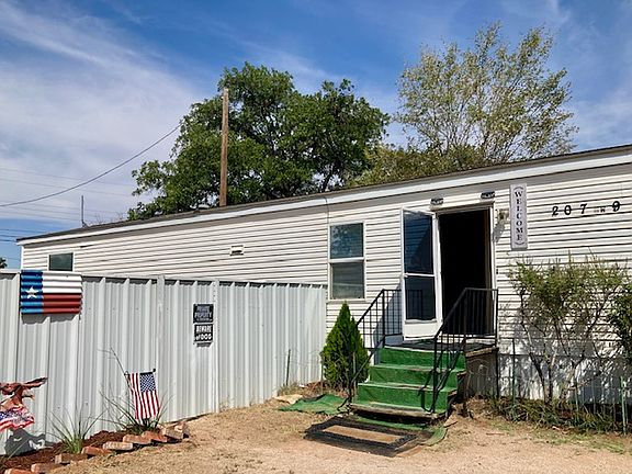 3rd image of 207 NW 9th St