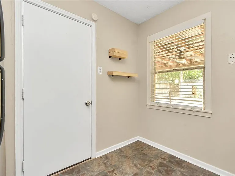 6610 Granite St — Photo 12