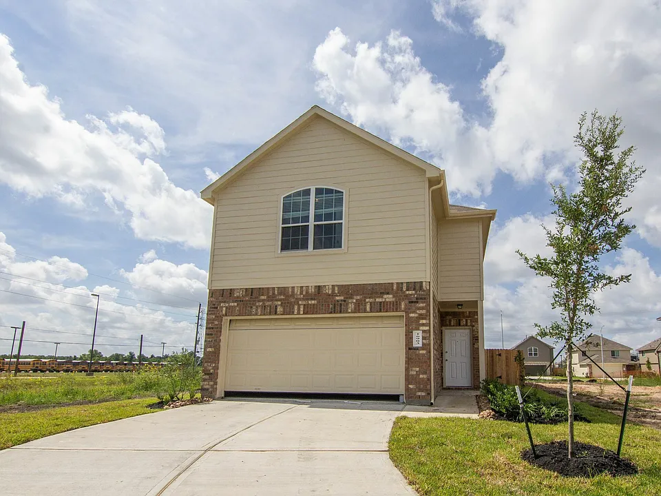 16903 Andrew Nook Ln