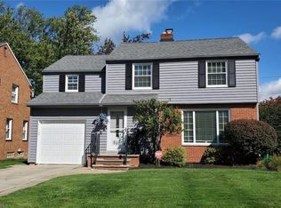 4947 Oakland Dr, Lyndhurst, OH