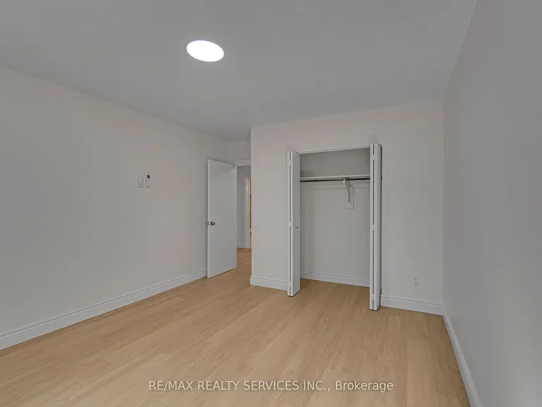 1140 Tavistock Dr #8 — Photo 11