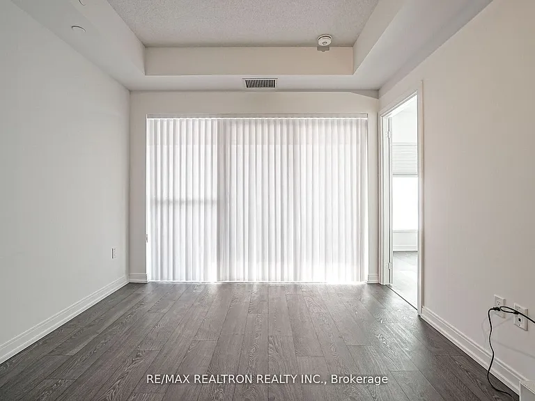 275 Village Green Sq #3315 — Photo 11