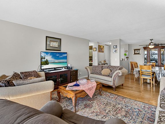 5th image of 2000 Saint Regis Dr APT 2B