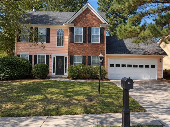 1927 Bitsy Grant Ct, Lawrenceville, GA 30044