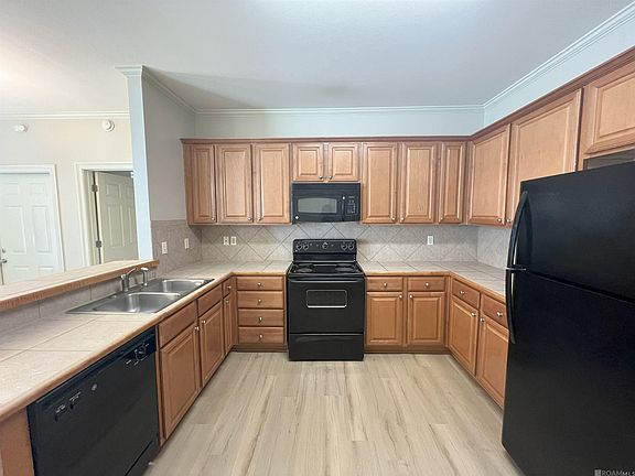 2nd image of 7300 Burbank Dr APT 11
