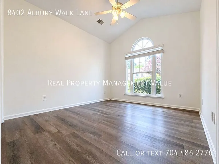 8402 Albury Walk Ln — Photo 11