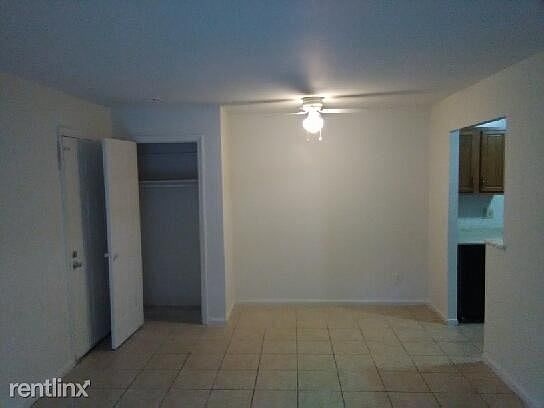 2nd image of 162 Richardson Pl APT 4