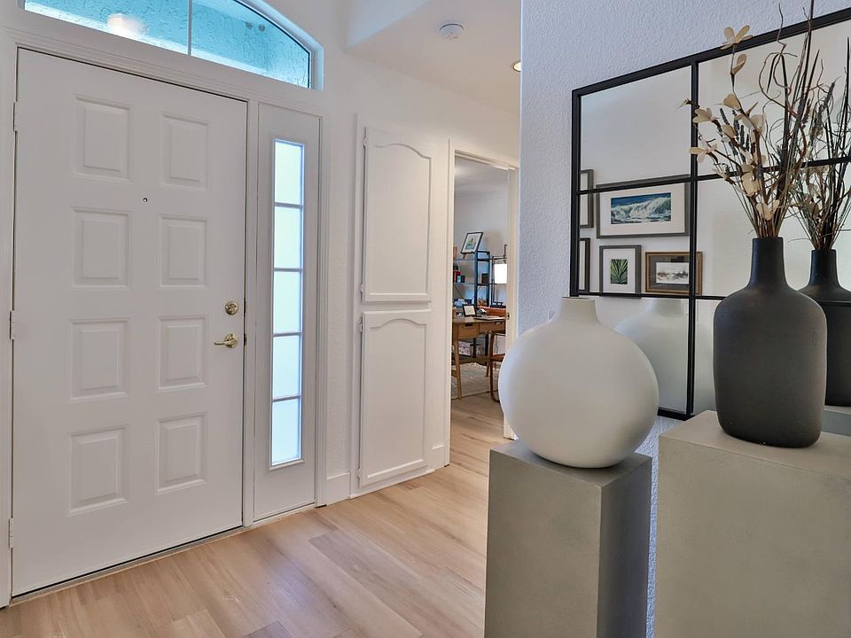 1st image of 7598 Sunmore Ln