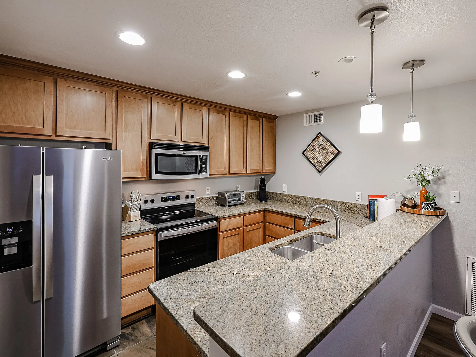 4704 E Paradise Village Pkwy — Photo 3